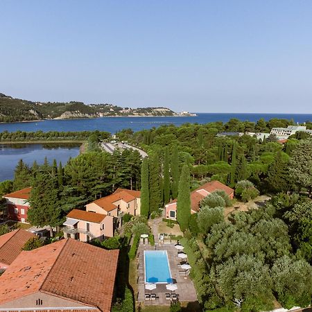 Hotel Laguna Deluxe - Terme Krka Strunjan Buitenkant foto