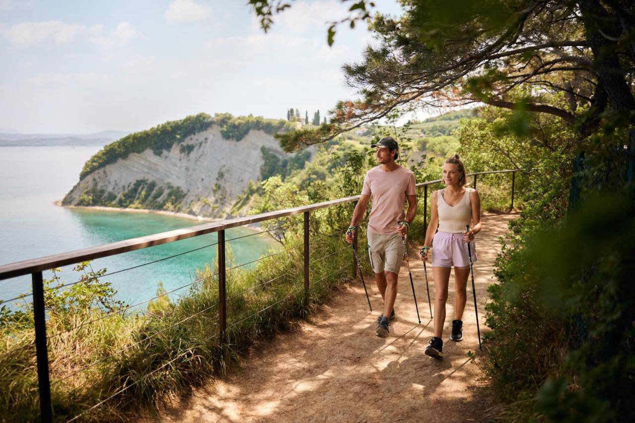 Hotel Laguna Deluxe - Terme Krka Strunjan Buitenkant foto